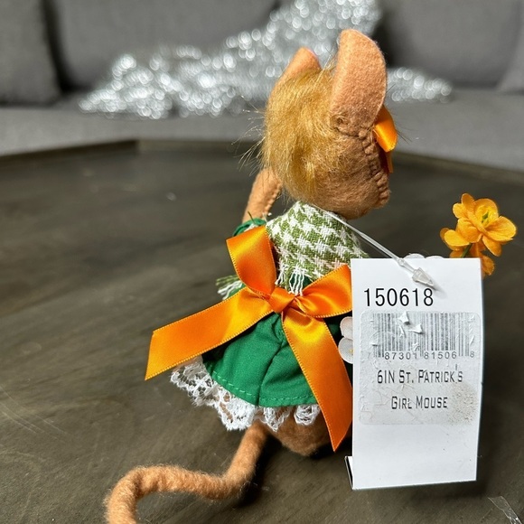 Annalee Dolls / / St. Patrick's Day / 6” Girl Irish Mouse - Picture 3 of 6